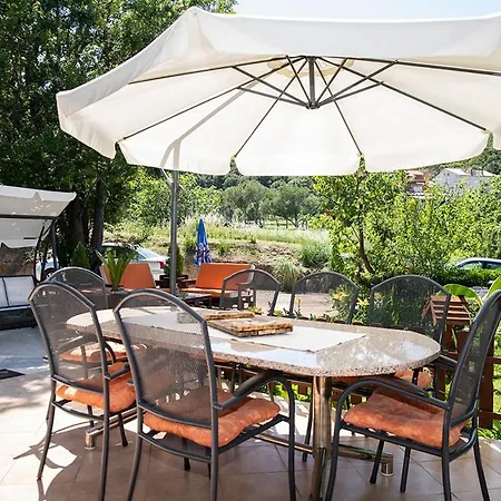 Mira I Denis Apartment Supetarska Draga
