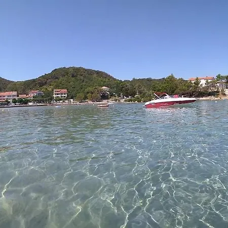 Mira I Denis Apartment Supetarska Draga